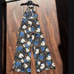 (NEW) ESSUE FLOWER BODYSUIT FOR WOMEN SUZE:S.